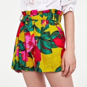 Zara Linen Print Yellow Pink Tropical Floral Bermuda Shorts M beach vacation